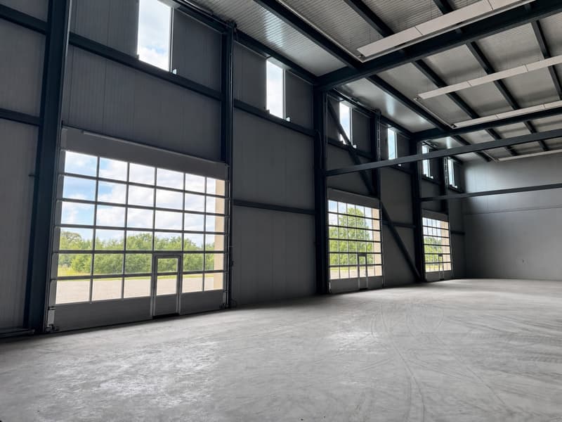 SAINT-AUBIN (FR) Surfaces d'activité neuves et modulables, de 248 m² à 2'800 m² (7)