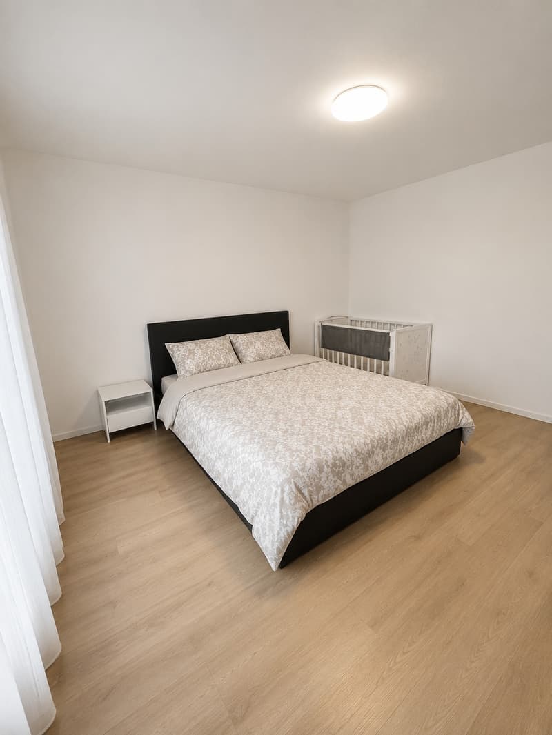 Maison familiale de 6.5 pièces - Au centre de Dompierre - Perspectives de développement (6)