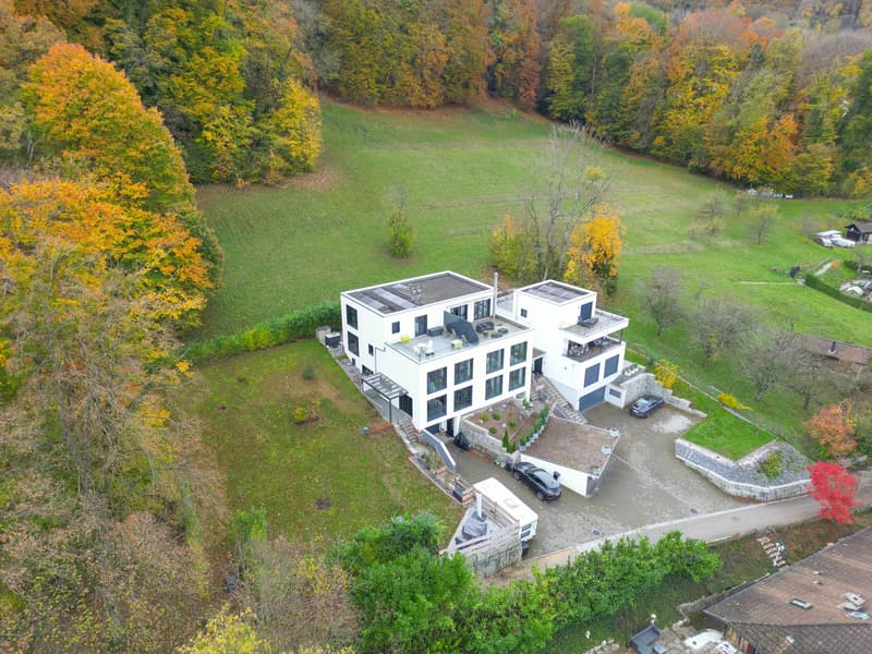 Exclusive semi-detached house with a far-reaching view over the national border (2)
