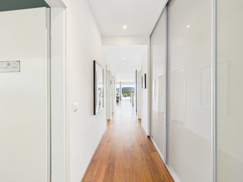 Exclusive terrace apartment with unobstructable far-reaching views (13)