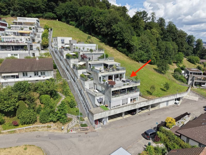 Exclusive terrace apartment with unobstructable far-reaching views (21)