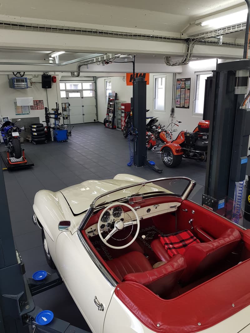 Voll ausgestattete Auto-/Motorradwerkstatt mit 143 m² (11)