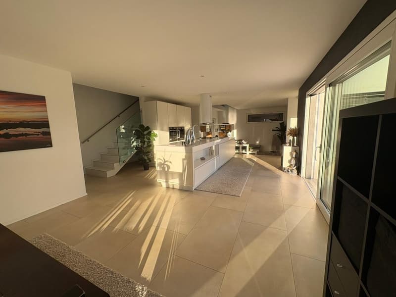 Independent villa with pool, open view and absolute privacy (4)