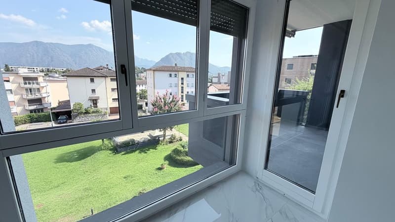 Lugano-Breganzona | 4 locali con terrazzo (18)