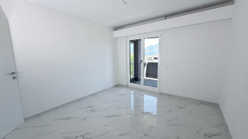 Lugano-Breganzona: elegante 3.5 locali di 105 m², ristrutturato a nuovo con terrazzo (11)