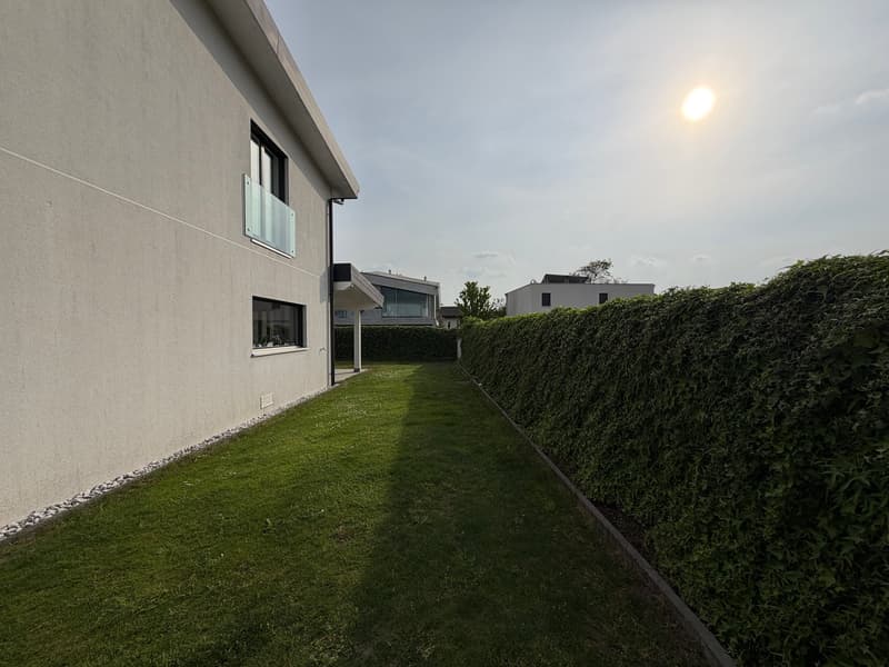 Moderna villa unifamiliare 5.5 locali con giardino (5)