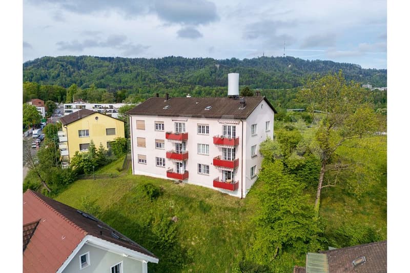 "Investitionschance" - Voll vermietetes Mehrfamilienhaus mit Ausbaupotential in Zürich Wollishofen (1)