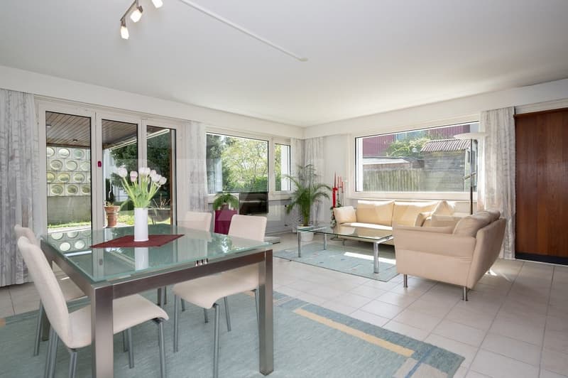 Detached 6.5-room single-family house with large garden and plenty of light (4)