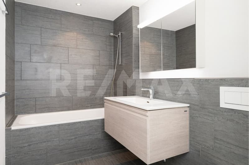 Modern 2.5-room apartment with garden (5)