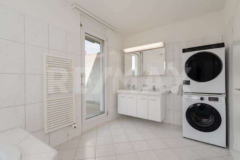 Exklusive Terrassenwohnung mit Panorama-Aussenbereich und höchstem Wohnkomfort (13)
