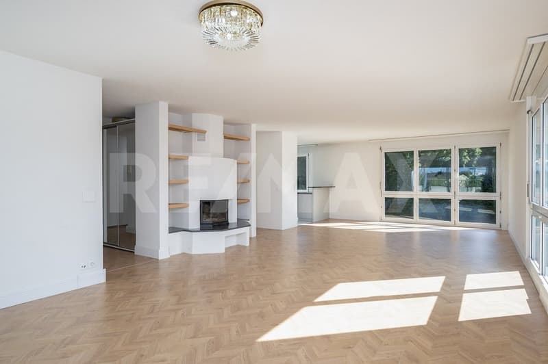 Exklusive Terrassenwohnung mit Panorama-Aussenbereich und höchstem Wohnkomfort (5)