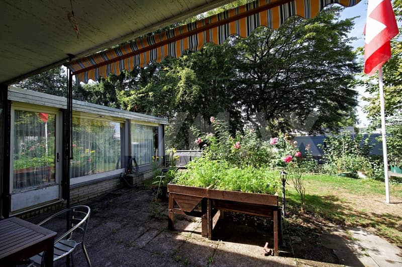 Einfamilienhaus mit Potenzial an begehrter Wohnlage (3)