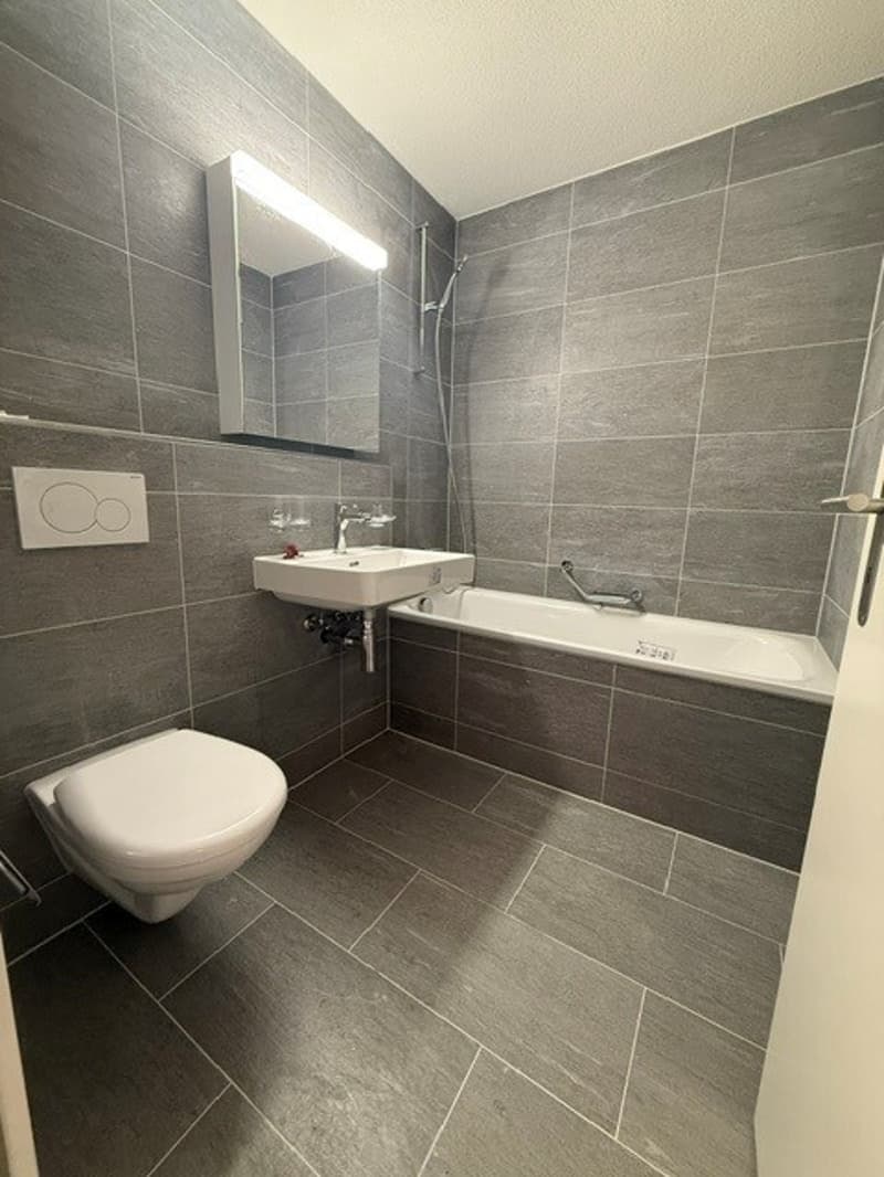 Bad mit Badewanne.png