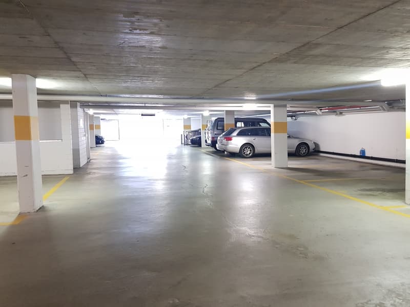Preiswerter Einstellhallenplatz (5)