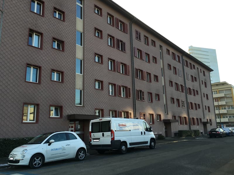 Top Lage: Helle 3-Zimmerwohnung nahe Bahnhof Pratteln (1)