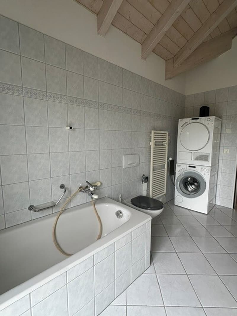 Bild_2_Badezimmer_1.jpg