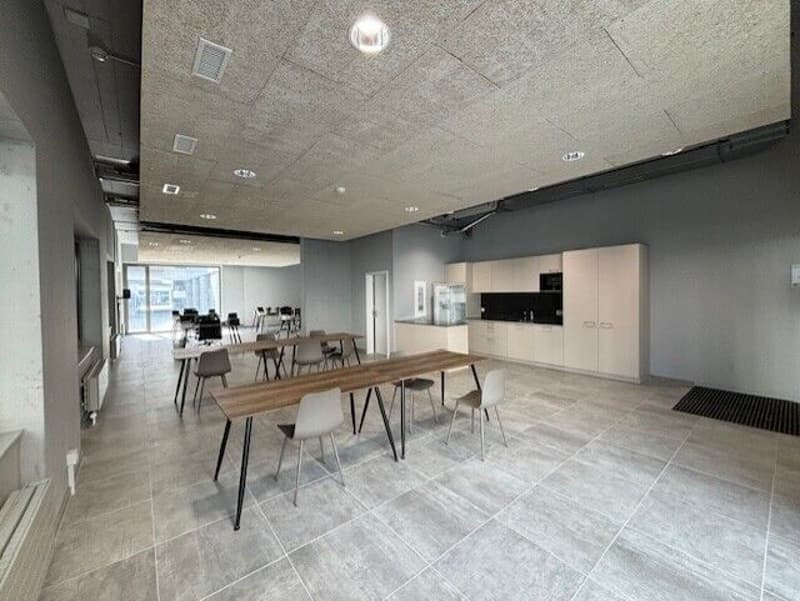 1220_698ee56c7c3245.59737416.jpg