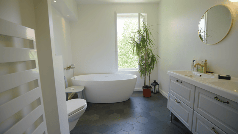 Exceptional master house, entirely renovated (12)