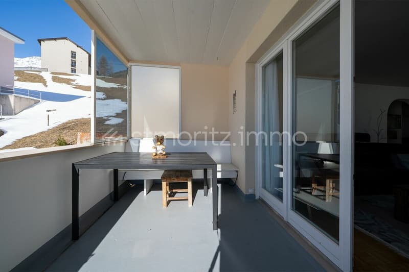 Chesa Muntarütsch - Helle 4-Zimmerwohnung mit Südbalkon und freier Bergsicht (7)