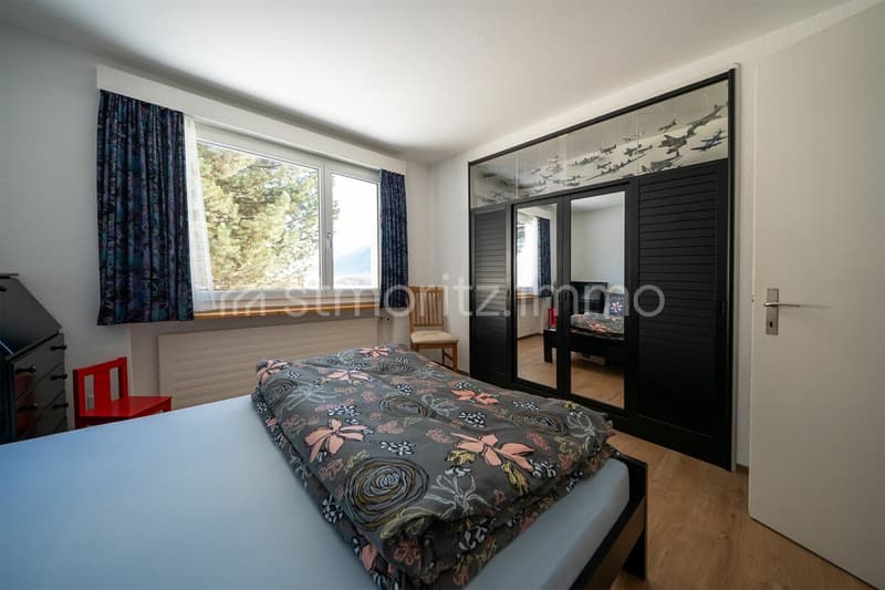 Chesa Muntarütsch - Helle 4-Zimmerwohnung mit Südbalkon und freier Bergsicht (10)