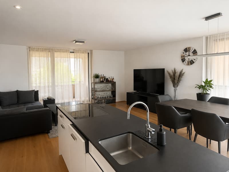Moderne 4.5-Zimmer-Wohnung mit Balkon und Lift in Jonen (8)