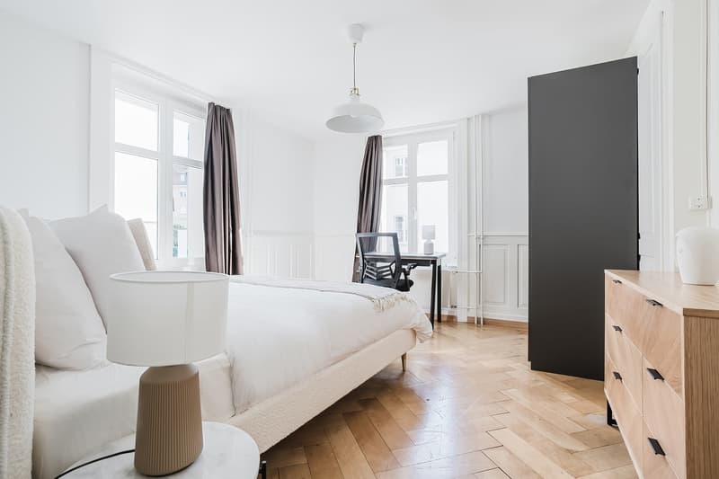 Grosszügige 4.5-Zimmerwohnung an zentraler Lage in Zürich (8)