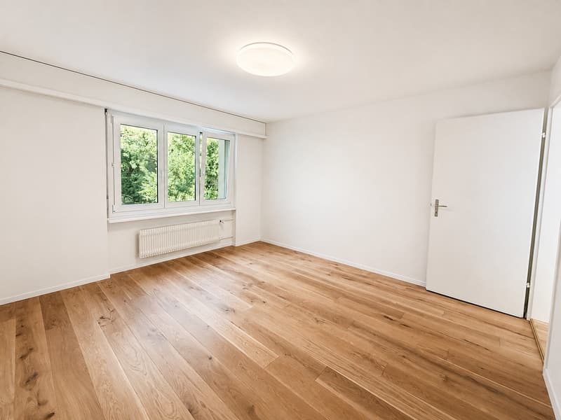 Charmante 4-Zimmer-Wohnung an ruhiger Lage in Adliswil (10)