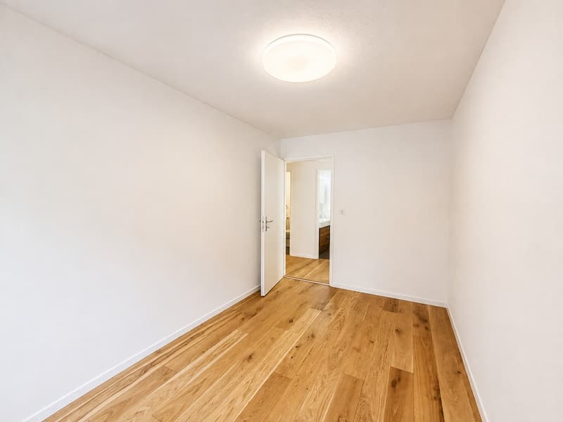 Charmante 4-Zimmer-Wohnung an ruhiger Lage in Adliswil (9)