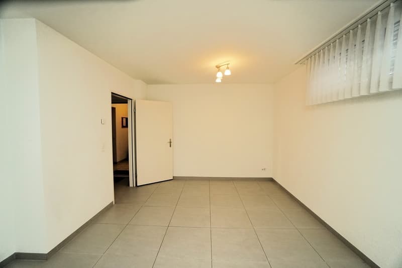 Charmante 2.5-Zimmer-Wohnung in ruhiger Lage Zürich-Seebach (9)
