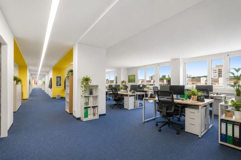 Fertig ausgebaute Bürofläche sofort bezugsbereit (5)