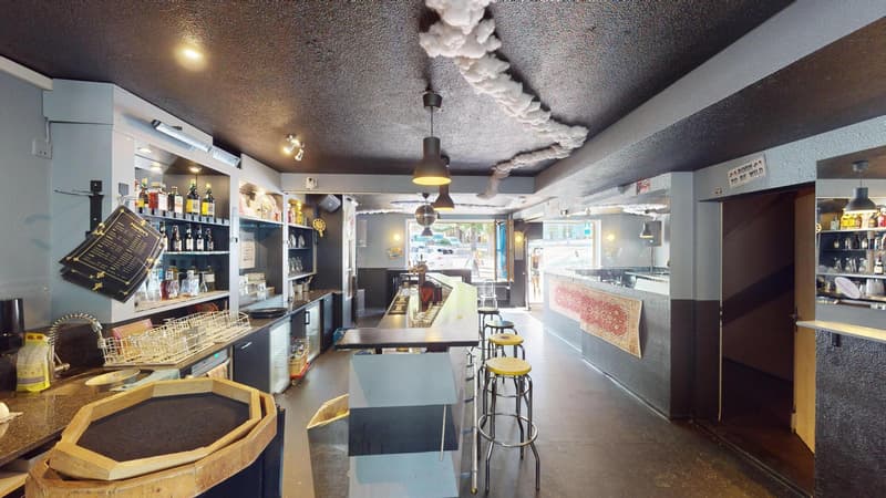 Bar EG