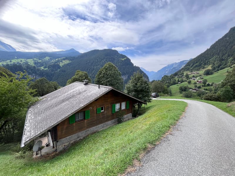 Idyllisch gelegenes Zweifamilienhaus in Grindelwald (15)