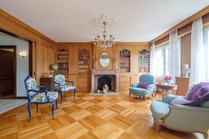 Magnificent 8-room apartment in an upscale residence (6)