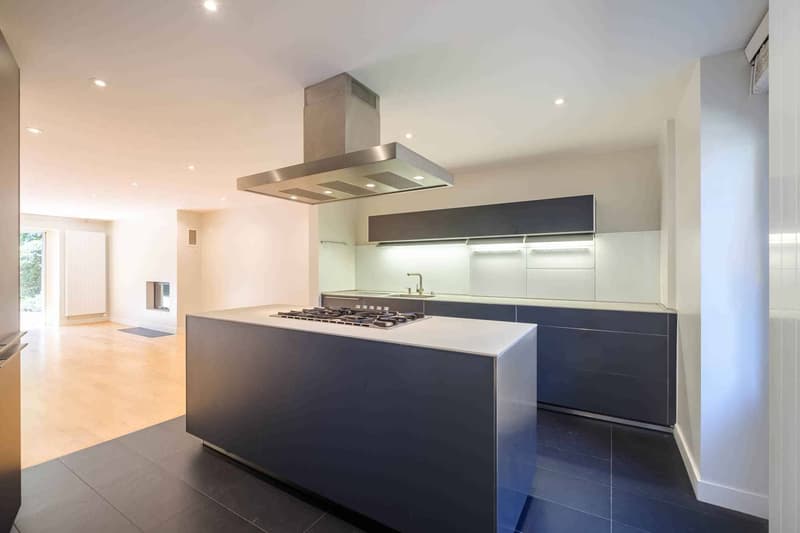 Beautiful village house with garden in PPE (5)