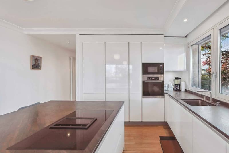 EN EXCLUSIVITÉ ! Bel attique de 6 pièces avec terrasse de 141 m² (6)