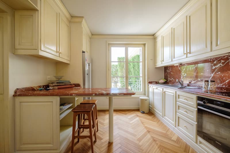 Magnificent 7-room apartment with terrace in a high-end residence (3)