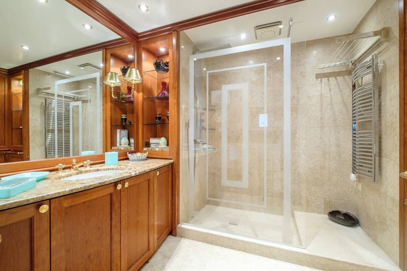 Magnificent 7-room apartment with terrace in a high-end residence (7)