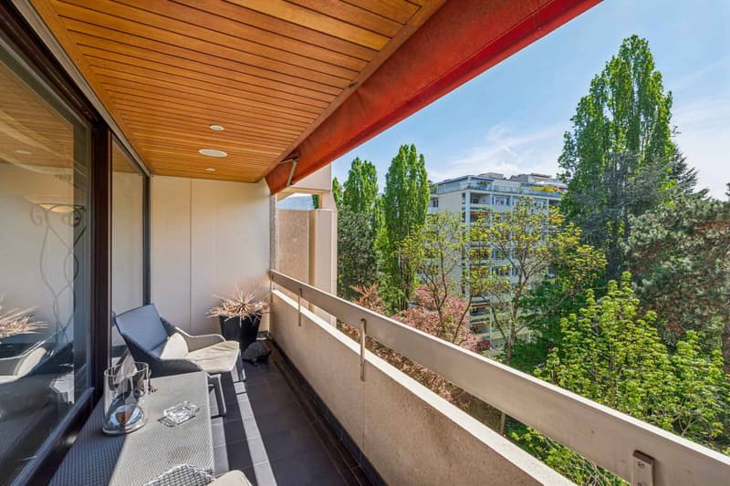 Exclusive! Beautiful through apartment on a high floor (3)