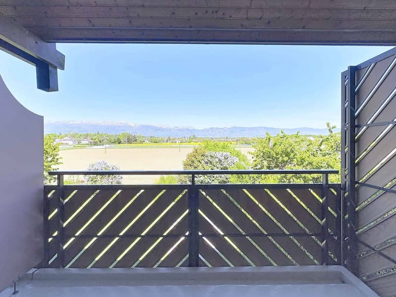 Exclusive: 4-room duplex with balconies (4)