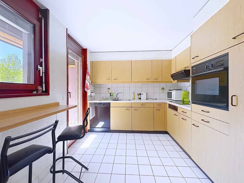 Exclusive: 4-room duplex with balconies (5)