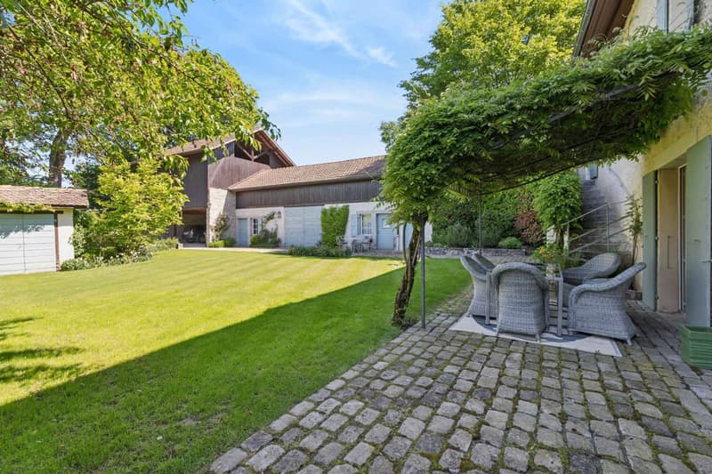 Magnificent village house in an idyllic setting and absolute calm (9)