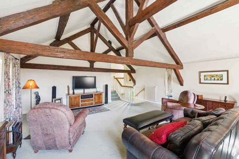Magnificent village house in an idyllic setting and absolute calm (5)