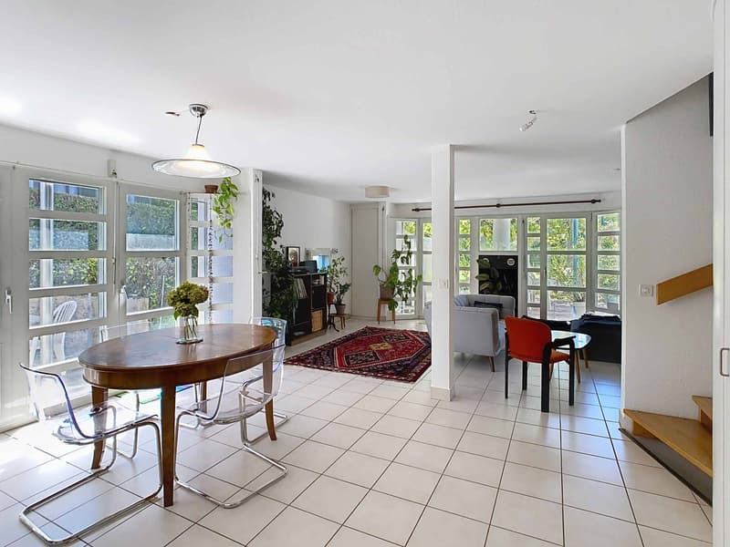 EXCLUSIVE - Charming end-of-terrace house (2)