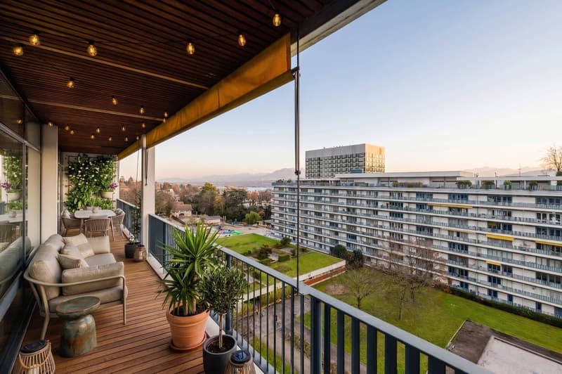 Spacious 7-room apartment on the top floor - Budé (3)