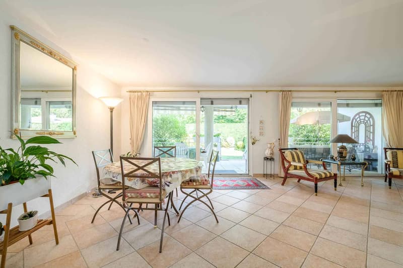 Piacevole duplex di 5 locali con terrazza e giardino (3)