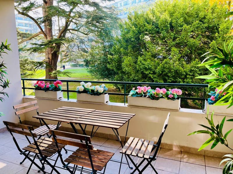 En exclusivité : Elégant appartement traversant de 3 pièces rénové avec balcons (5)