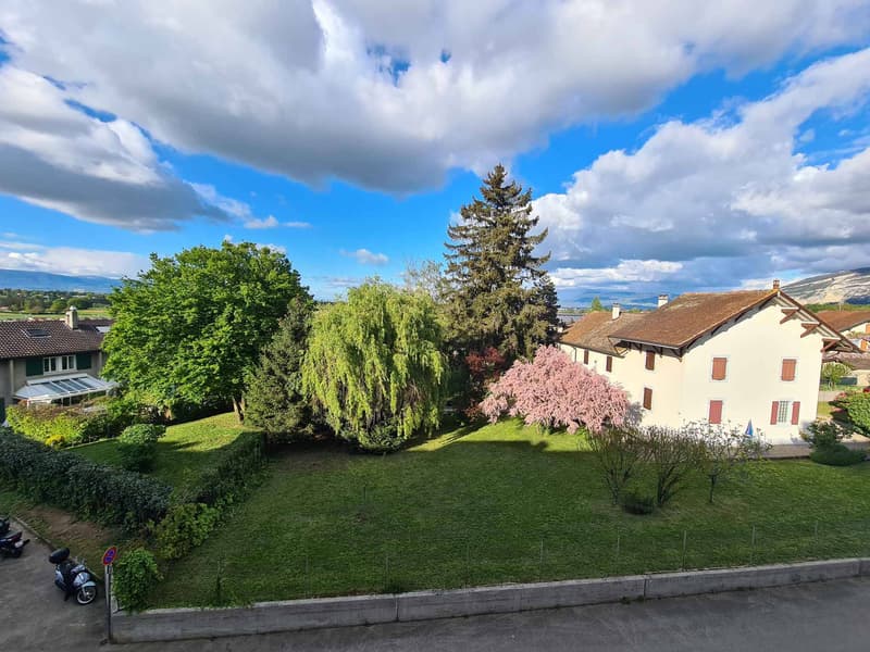 EN EXCLUSIVITE - Agréable 2 pièces au cur du village (5)