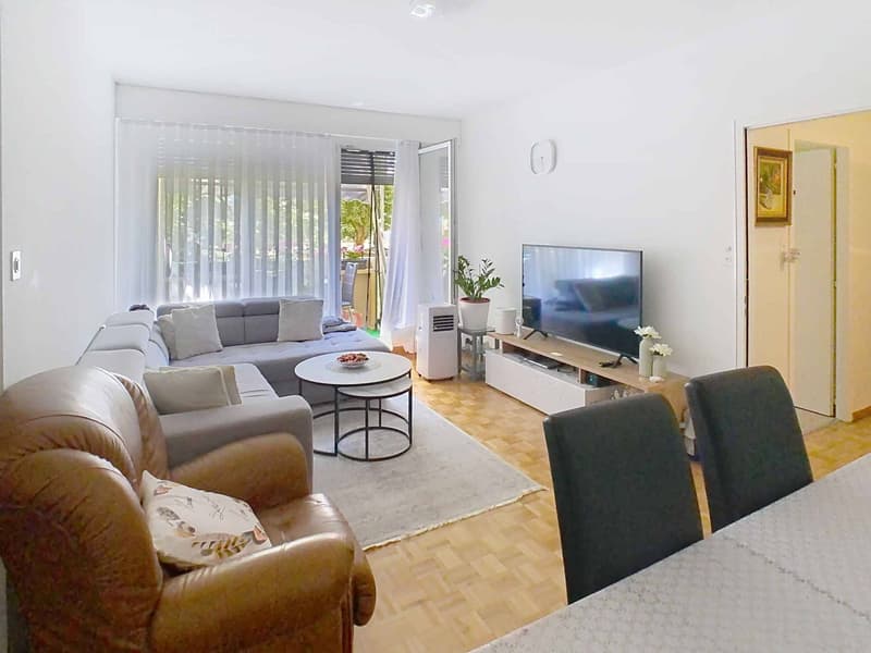 EN EXCLUSIVITE - Agréable appartement de 4 pièces au calme (2)