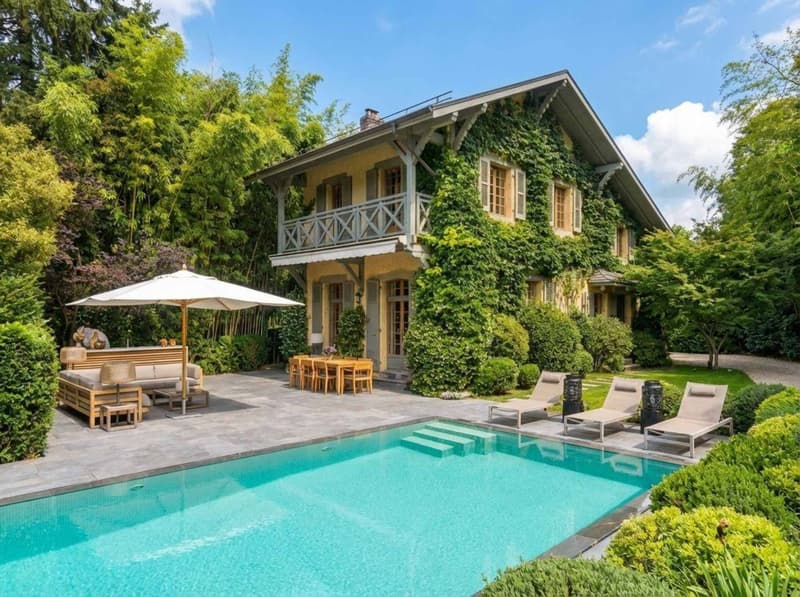 Très belle maison de caractère entièrement rénovée avec piscine (1)