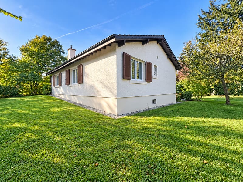 Villa familiale de plain-pied, à rénover, au calme (10)